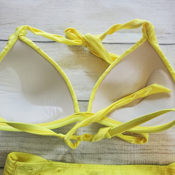 Yellow cute bikini set. Size medium. - Picture 7 of 7